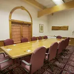 Inn Of The Hills Hotel And Conference Center 