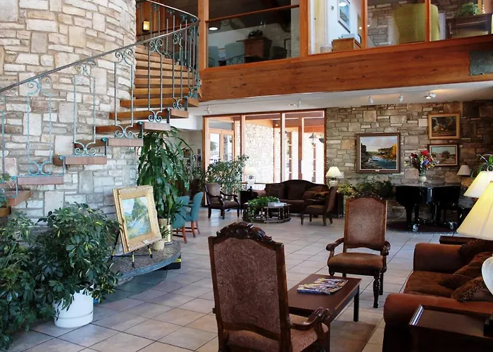Inn Of The Hills Hotel And Conference Center