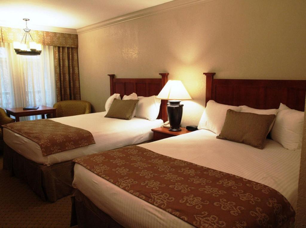 Of The Hills And Conference Center Hotel Kerrville